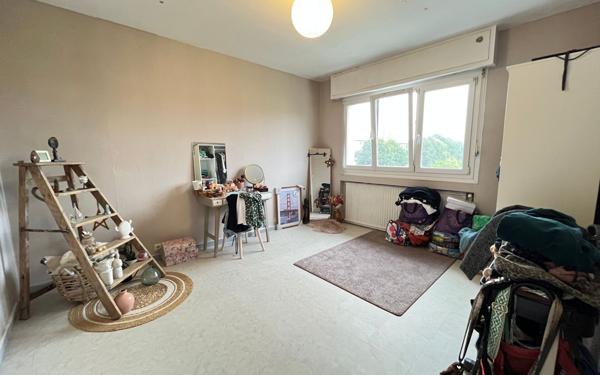 Maison à vendre    6 pièces • 170 m2 Saint-Max