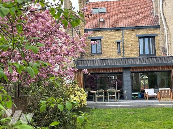 ROSENDALIENNE 200 M2 - 5 CHAMBRES - JARDIN - GARAGE - A VENDRE - ROSENDAEL.

SITUEE A PROXIMI...