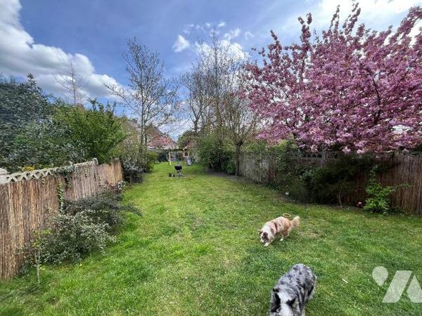 ROSENDALIENNE 200 M2 - 5 CHAMBRES - JARDIN - GARAGE - A VENDRE - ROSENDAEL.

SITUEE A PROXIMI...