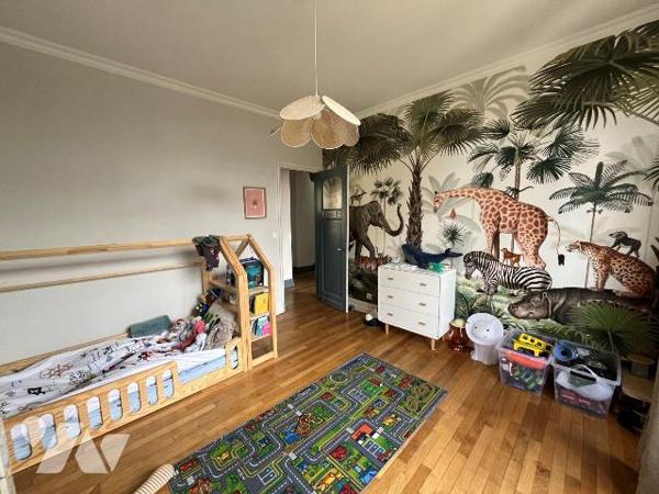 ROSENDALIENNE 200 M2 - 5 CHAMBRES - JARDIN - GARAGE - A VENDRE - ROSENDAEL.

SITUEE A PROXIMI...