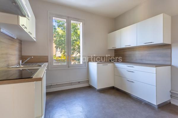 Vente
                Appartement62 m² - 2 Pièces -
                    CLERMONT-FERRAND (63000)