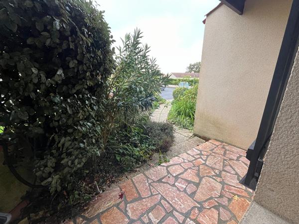 LA ROCHE SUR YON, MOULIN ROUGE, PLAIN PIED A VENDRE