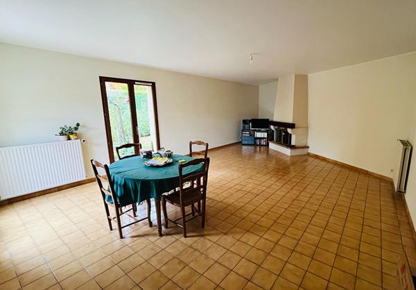 LA ROCHE SUR YON, MOULIN ROUGE, PLAIN PIED A VENDRE