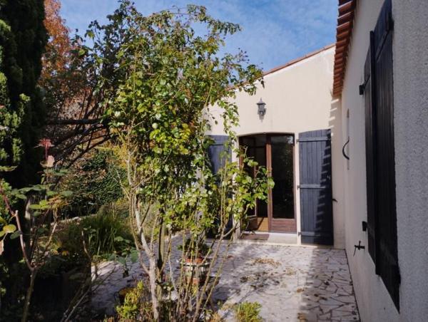 LA ROCHE SUR YON, MOULIN ROUGE, PLAIN PIED A VENDRE