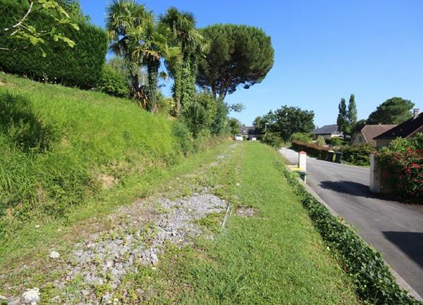 Terrain à vendre    Serres-Castet