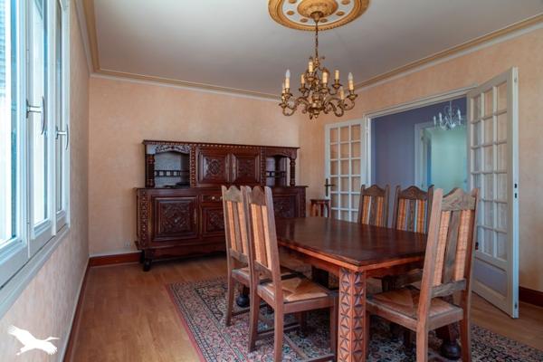 Maison 260 190 € Guilvinec 7 p 115 m² DPE F