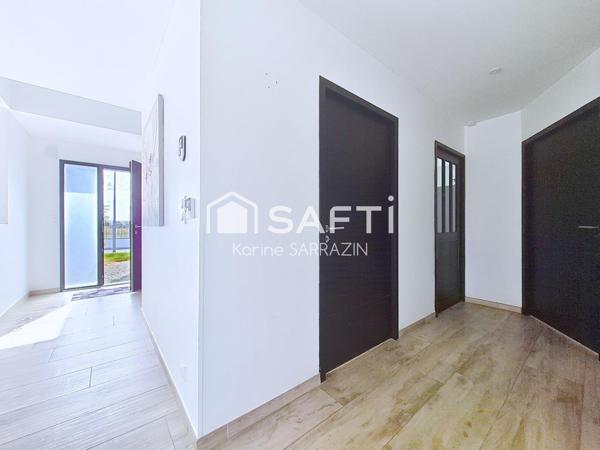 Grande maison contemporaine lumineuse de 160m² avec vie de plain-pied