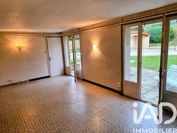Maison à vendre 7 pièces 209 m² Salaise-sur-Sanne
