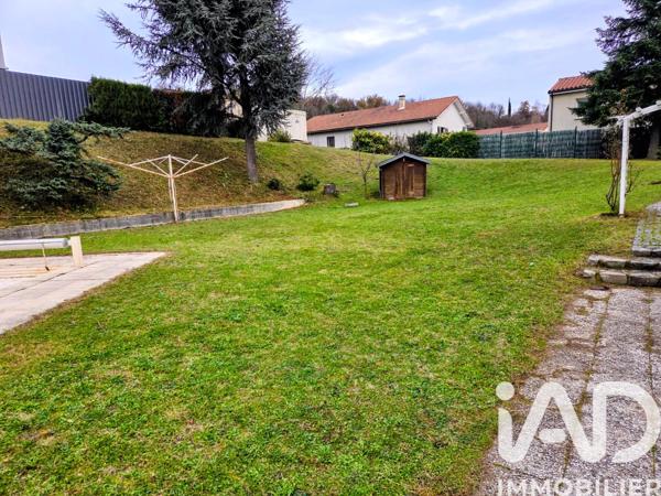 Maison à vendre 7 pièces 209 m² Salaise-sur-Sanne