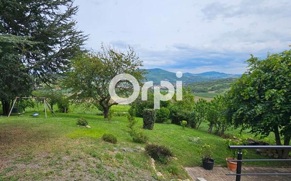 Maison à vendre    6 pièces •  Veyre-Monton