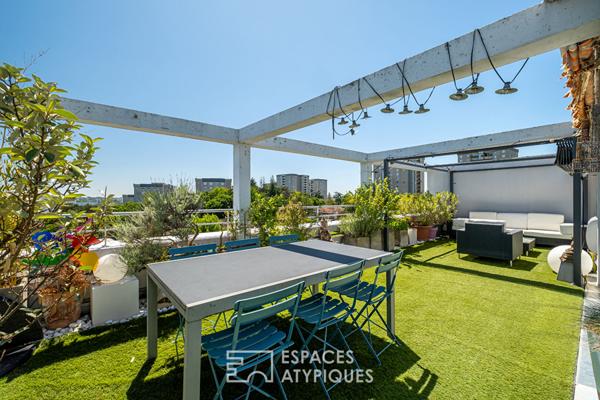 Duplex rénové en dernier étage avec terrasse panoramique