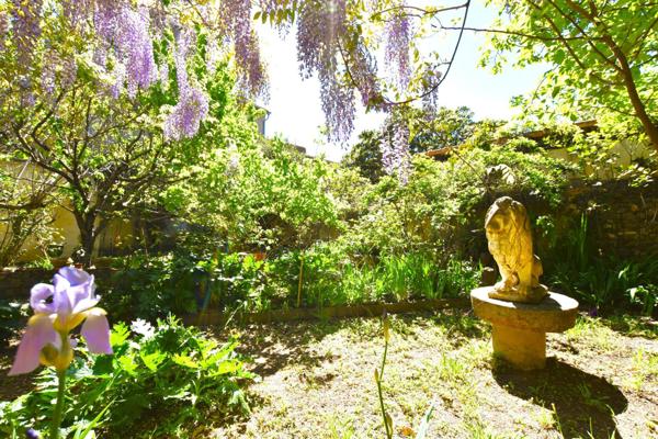 Maison de Maître 276m² habitable, jardin, dépendances