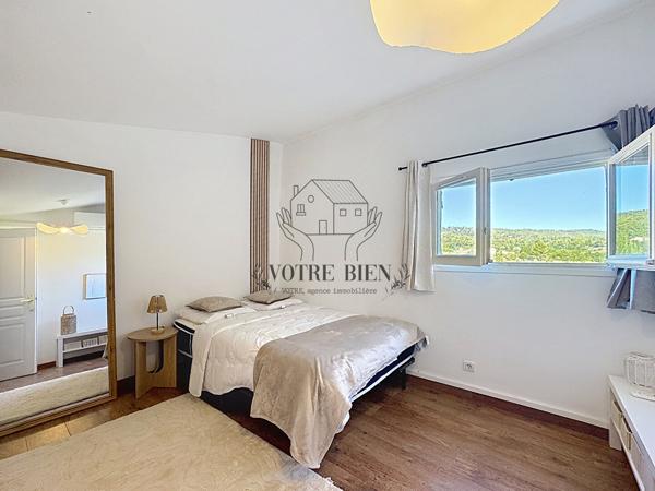 Maison T3 avec dépendance jardin et piscine Pierrevert