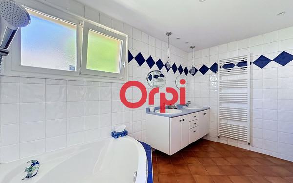 Maison à vendre    5 pièces • 130 m2 Oullins
