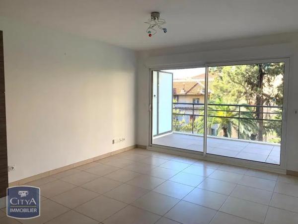 Appartement à louer 2 pièces 42.41m² Nice (06000)