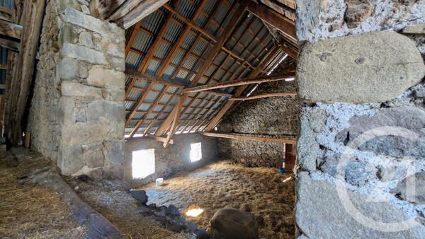 Maison à vendre  3 pièces - 380 m2 CHAMPOLEON - 05