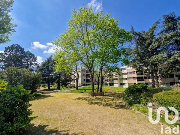 Appartement 4 pièces de 90 m² à Beauchamp (95250)