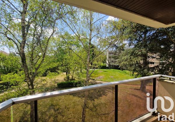 Appartement 4 pièces de 90 m² à Beauchamp (95250)