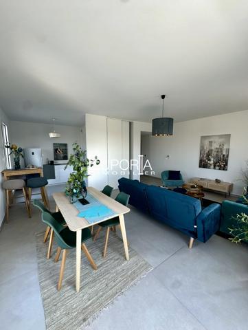 Appartement Attique T4 100 m² avec terrasse de 79m2 à Sainte-Foy-Lès-Lyon