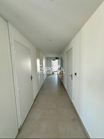 Appartement Attique T4 100 m² avec terrasse de 79m2 à Sainte-Foy-Lès-Lyon