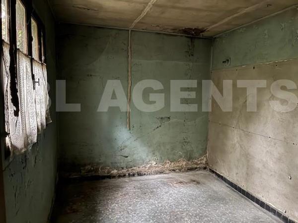 PLAIN PIED DE 100M² A RENOVER ENTIEREMENT SUR 330M² DE TERRAIN