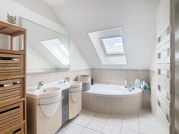 Maison 7 pièce(s) 180 m2, VISITE VIRTUELLE sur demande