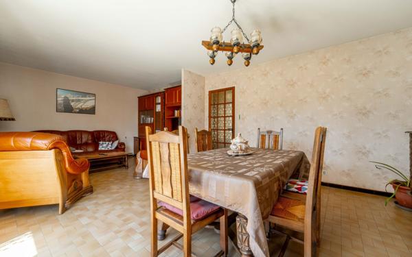 Maison à vendre    7 pièces •  Mimizan