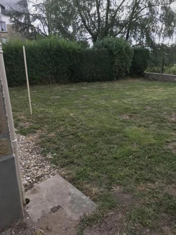 Appartement à louer à Lanuéjouls (12350)