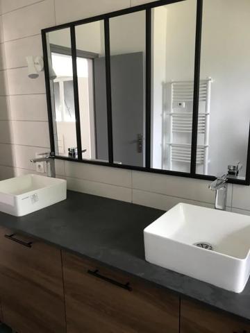 Appartement à louer à Lanuéjouls (12350)