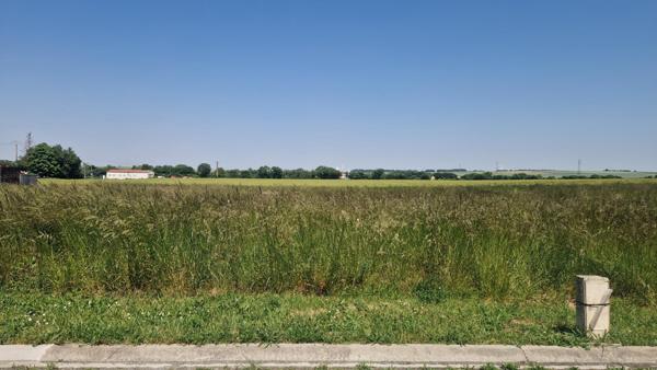 Terrain à LANDES, 17380 - 852m²