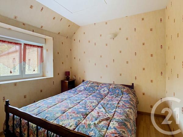 Maison à vendre  5 pièces - 84,90 m 2   TRELIVAN  - 22