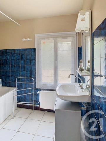 Maison à vendre  5 pièces - 84,90 m 2   TRELIVAN  - 22