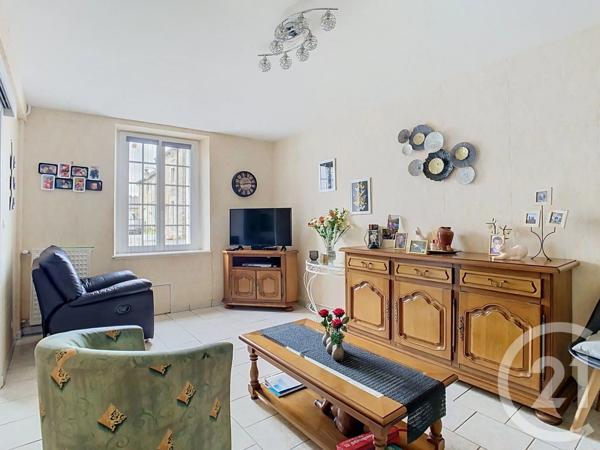 Maison à vendre  5 pièces - 84,90 m 2   TRELIVAN  - 22