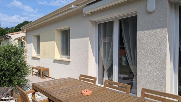 Maison 293 216 € Castelnau-de-Médoc 5 p 98 m² DPE A