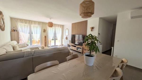 Maison 293 216 € Castelnau-de-Médoc 5 p 98 m² DPE A