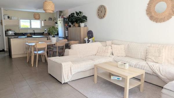 Maison 293 216 € Castelnau-de-Médoc 5 p 98 m² DPE A