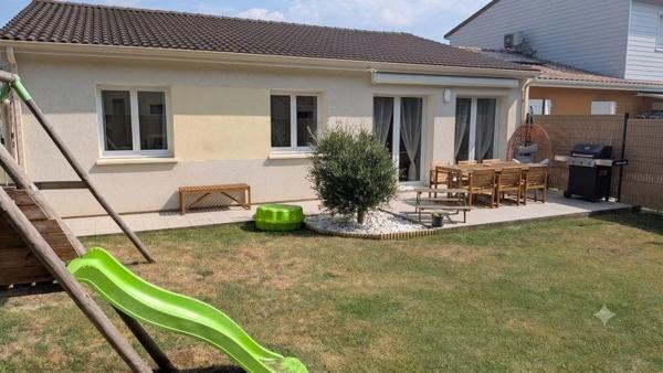 Maison 293 216 € Castelnau-de-Médoc 5 p 98 m² DPE A