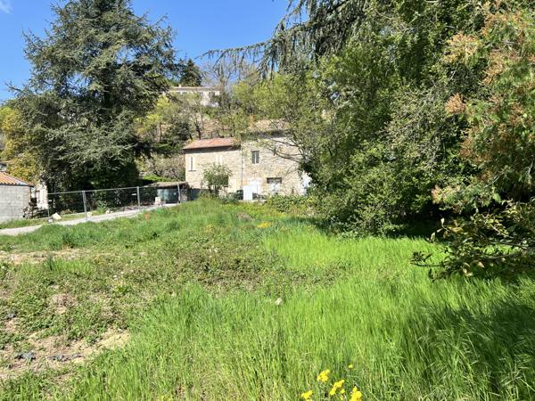 Saint-Privat (07200) BELLES PARCELLES CENTRE DE SAINT PRIVAT