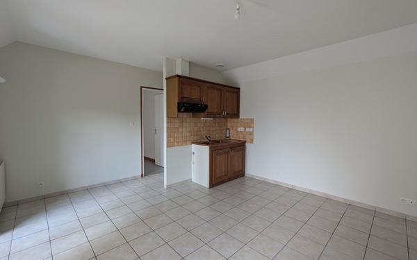 Maison à louer    2 pièces • 29,60 m2 Saint-Cyprien-sur-Dourdou