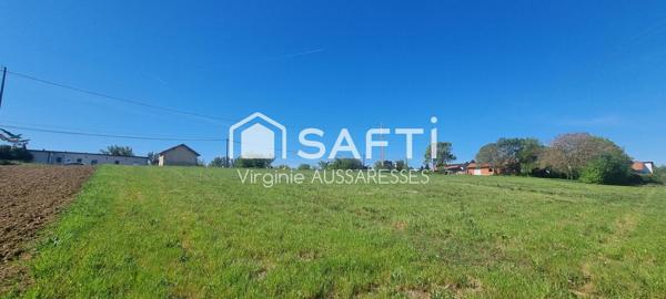 Beau terrain prêt à accueillir votre projet !