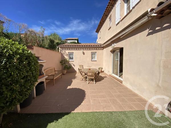 Maison à vendre  4 pièces - 80 m 2   STE MAXIME  - 83