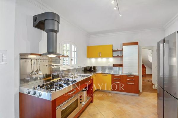 Magnifique Villa d’Exception dans les Parcs de Mougins – Domaine Sécurisé