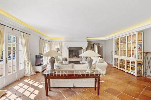 Magnifique Villa d’Exception dans les Parcs de Mougins – Domaine Sécurisé