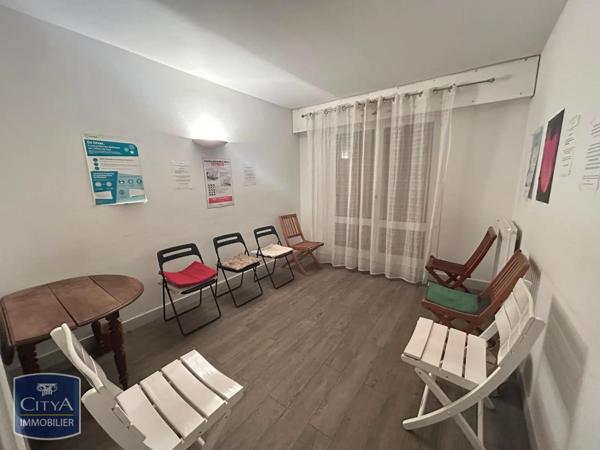 Local professionnel à louer 60m²