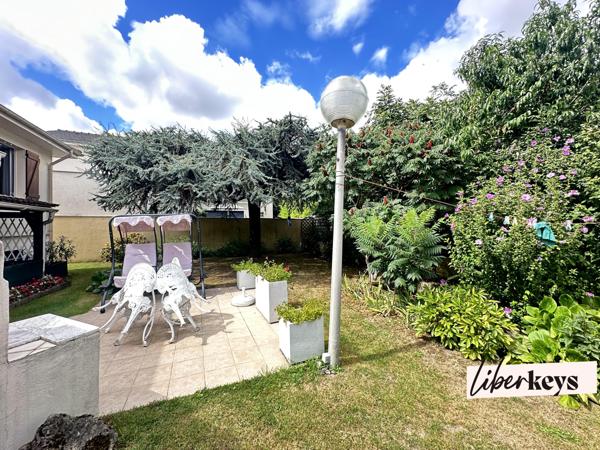 RARE, PLAIN PIED AVEC SOUS-SOL AU BLANC MESNIL