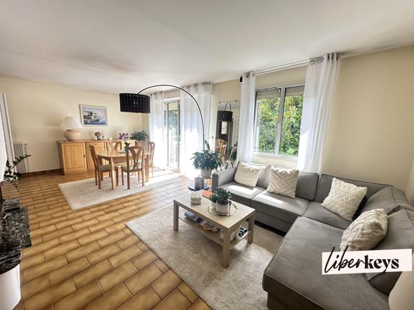 RARE, PLAIN PIED AVEC SOUS-SOL AU BLANC MESNIL