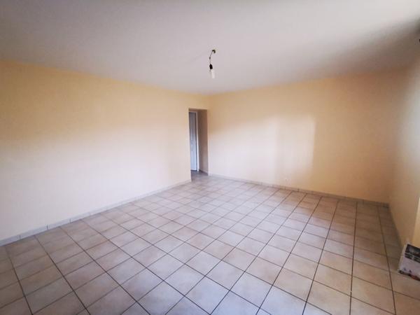 Location Appartement77 m² - 4 Pièces - LUCON (85400)