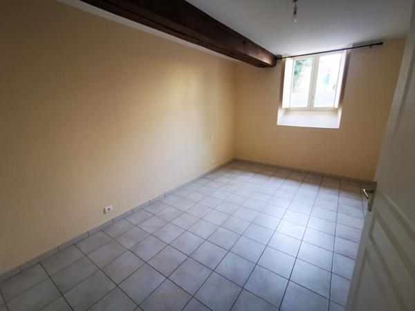 Location Appartement77 m² - 4 Pièces - LUCON (85400)