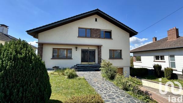 Maison 7 pièces de 198 m² à Sarrebourg (57400)