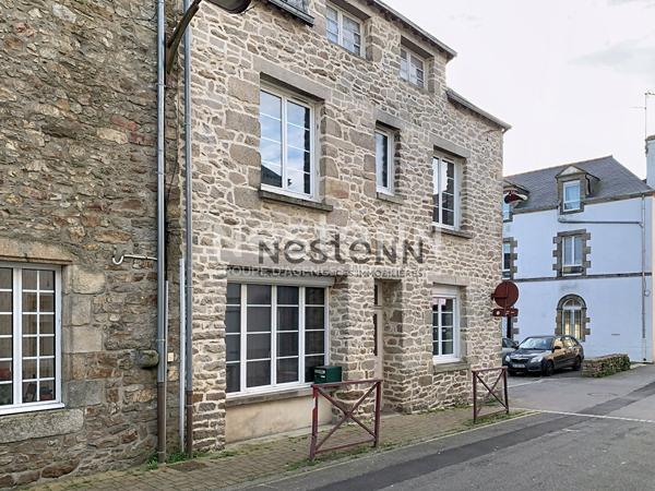 Maison en pierre à rénover avec beau potentiel ? Centre de Muzillac